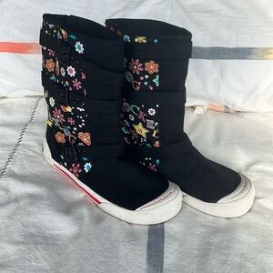Rocket Dog flower boots